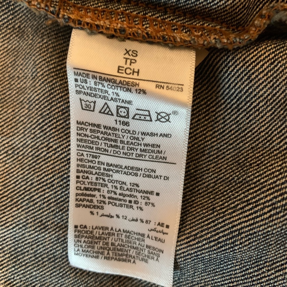Old Navy Denim Jacket - image 4